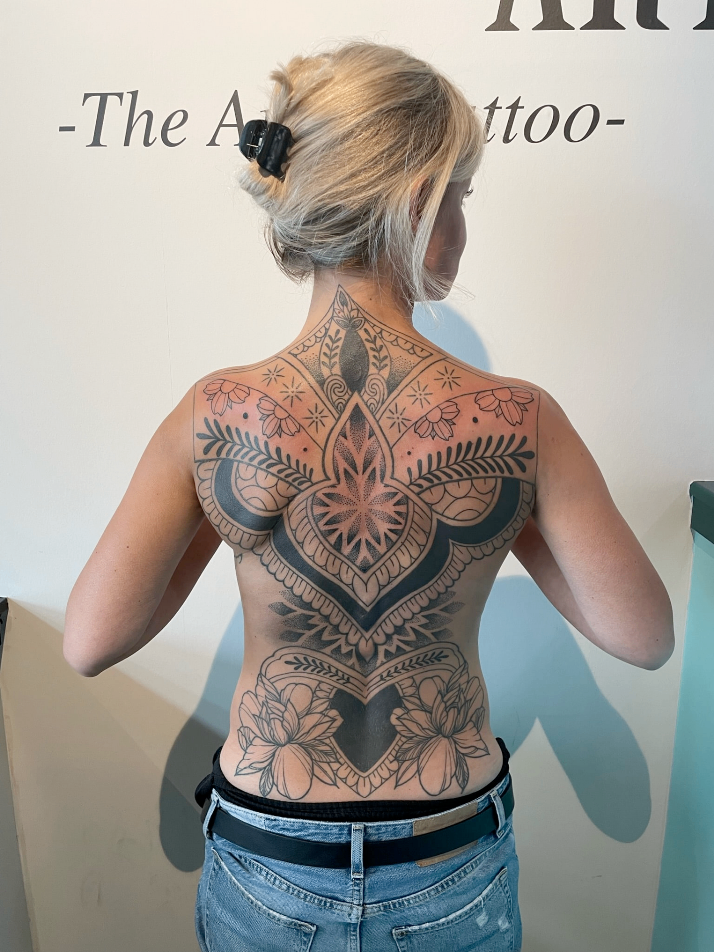 Realisme tattoo door Laura